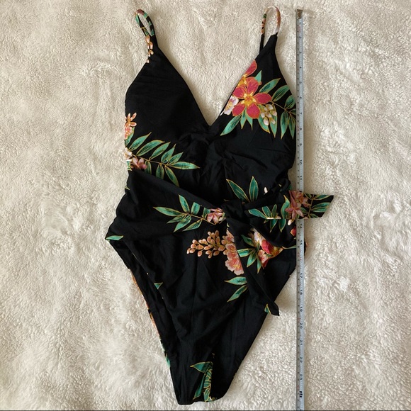 ✨SOLD✨ Host Pick✨ Isabella Rose • Tropicali Swimsuit - Picture 15 of 16